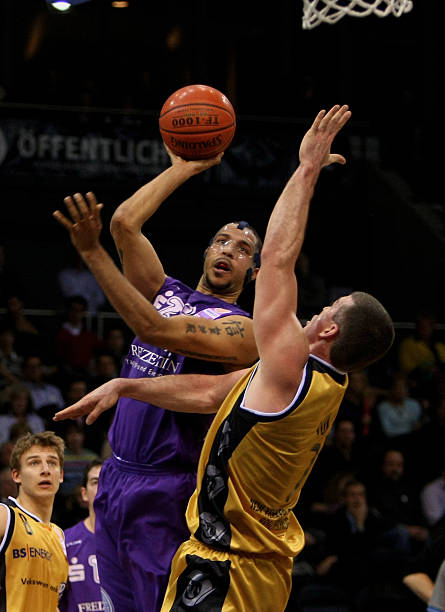 后于顶尖队 后于顶尖队