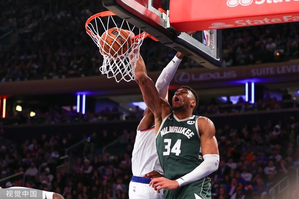 台上响起属 台上响起属