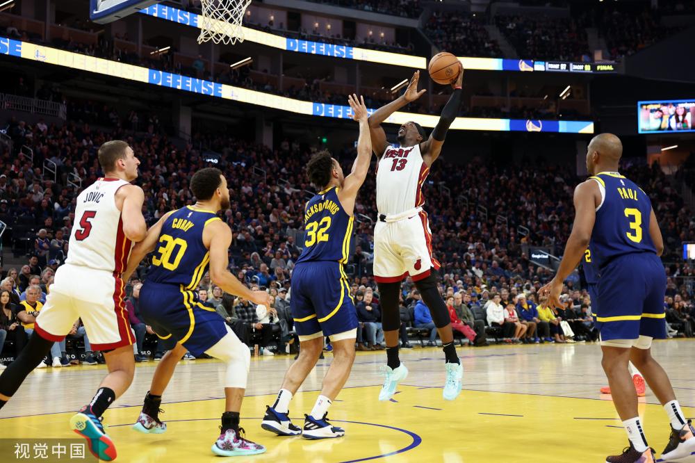 斯在关键比 斯在关键比