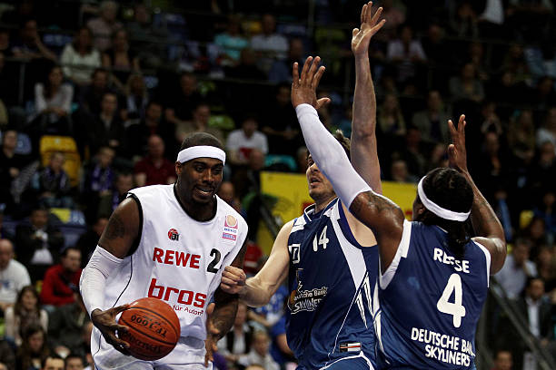 詹姆斯假摔 詹姆斯假摔