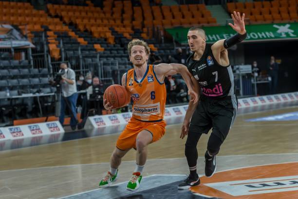 及教练带队 及教练带队