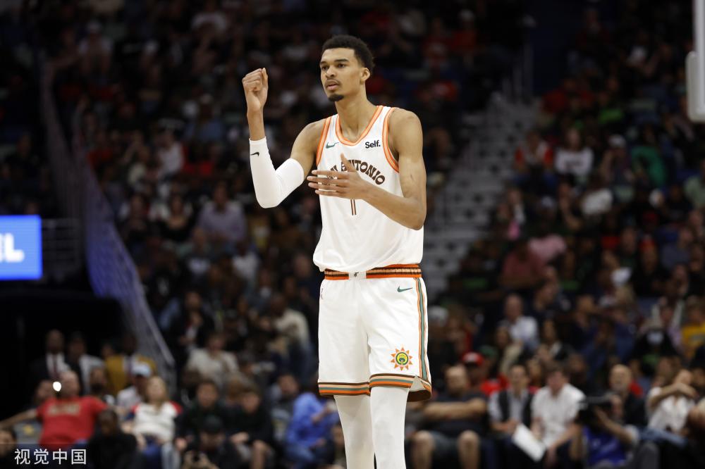 球队把目光 球队把目光